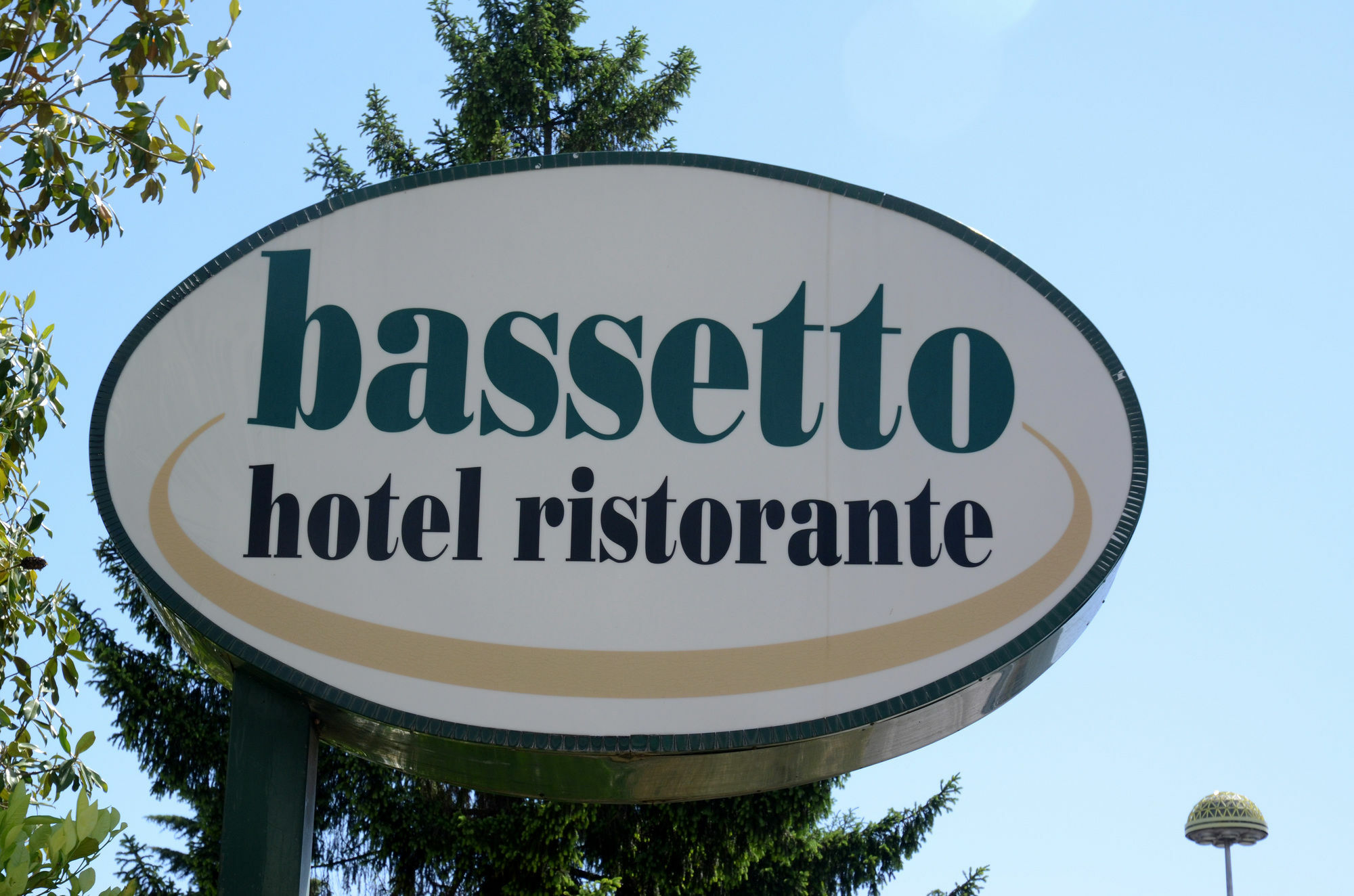 Hotel Bassetto フェレンティーノ エクステリア 写真